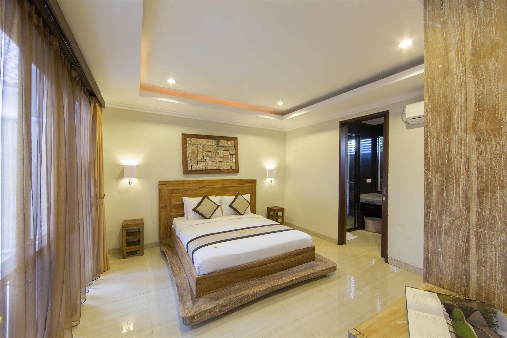 White Lotus Villas Seminyak Εξωτερικό φωτογραφία